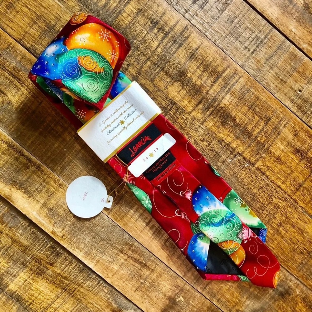 J. Garcia Christmas Tie - Picture 2 of 5